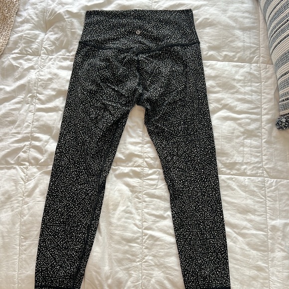 Lululemon Align Leggings - Picture 3 of 4
